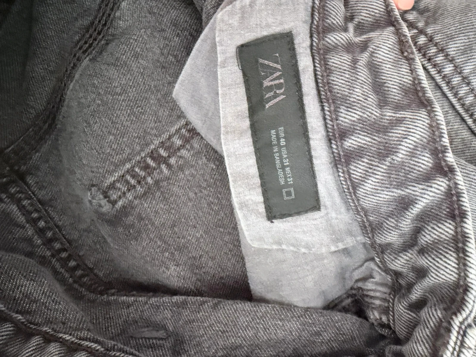 Pantalón cargo gris ZARA – corte de moda – photo 4